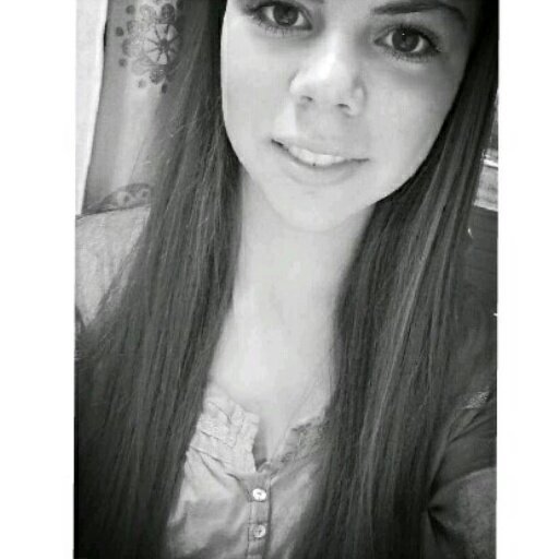 i'm not weird, i'm limited edition♡ Love all my friends♡ love live dream today♡ -- insta: simoooneee___