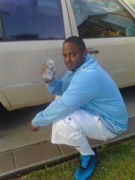 ZovanG's profile picture. If it don't make dollars it don't make sense!