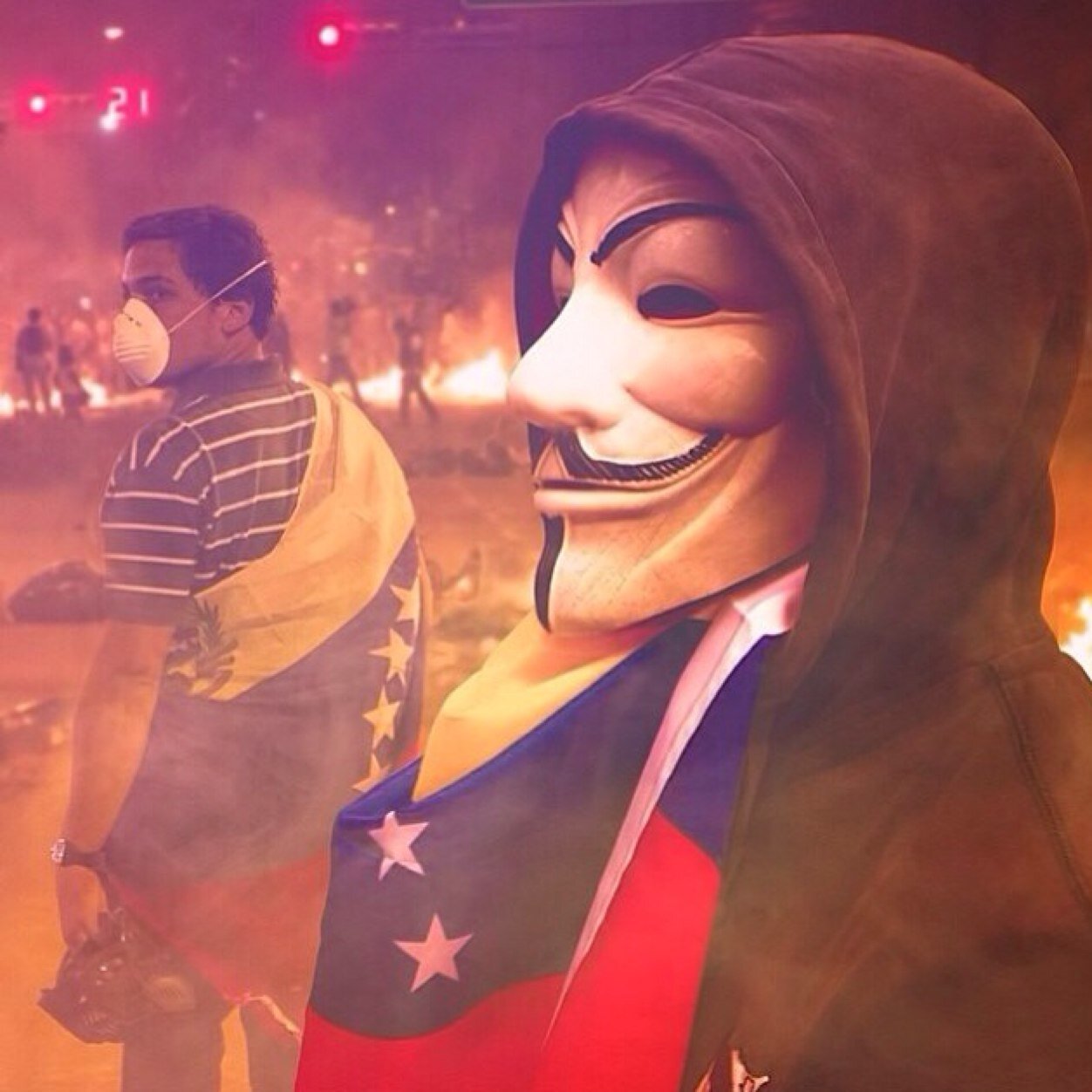 Todo empezo el 12 de febrero de 2014! una nueva venezuela renace cuando lo mas maduro se caiga de el arbol!!
