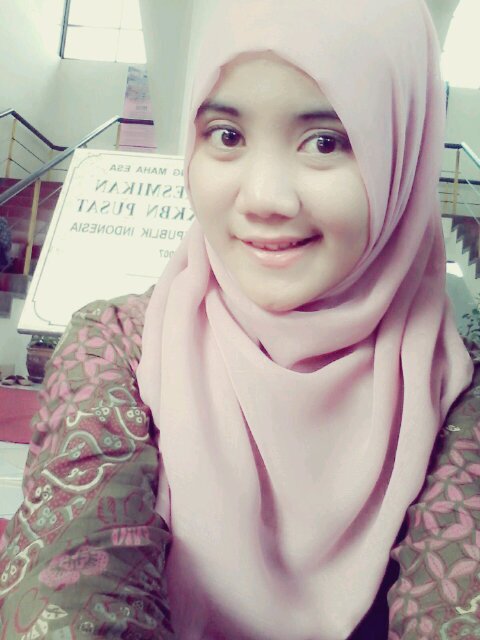 Rindy 11 november 2010 || Midwifery Universitas Adi Buana Surabaya