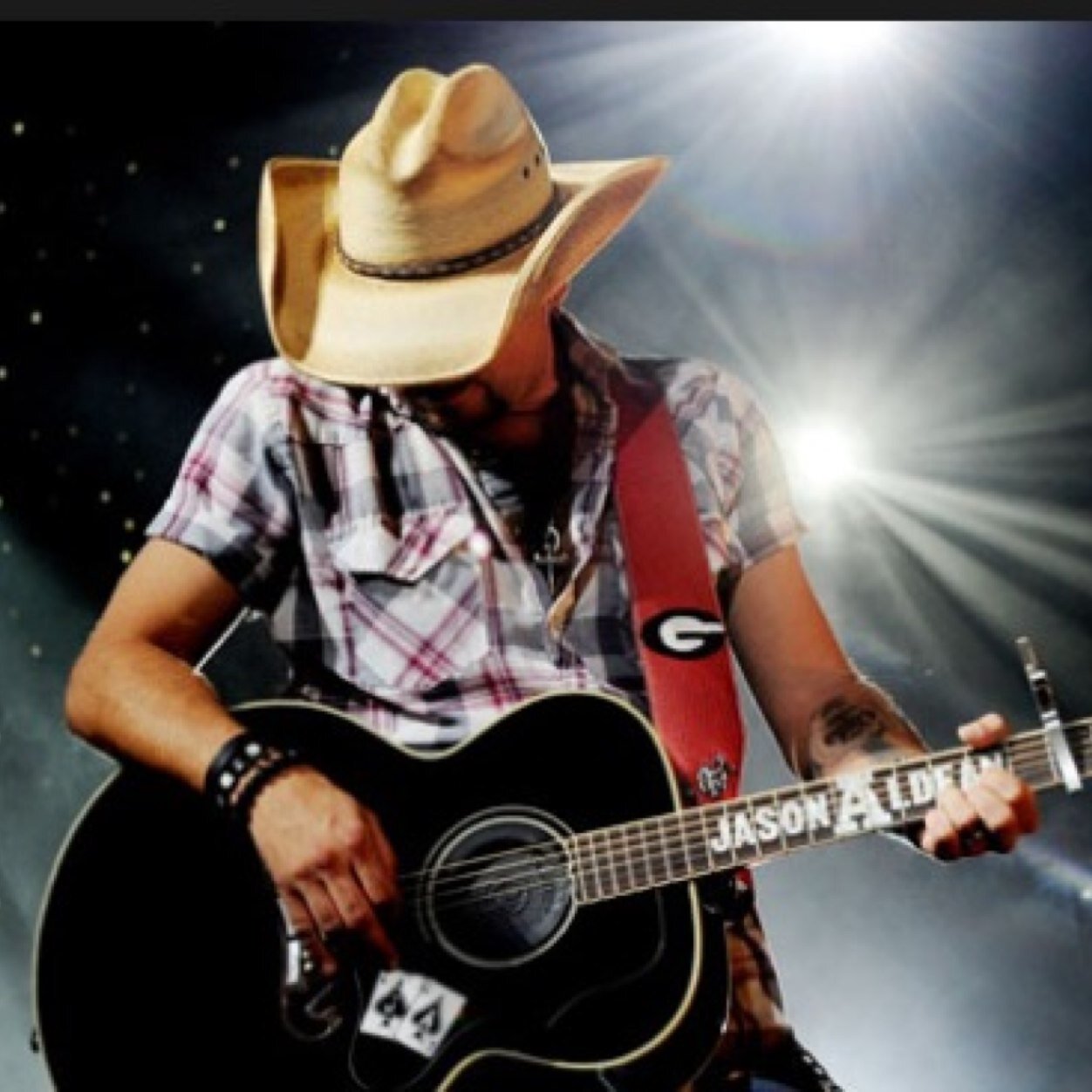 HUGE Jason Aldean fan .....Country Music Lyrics....I will follow back.. I hope you like some good old country tweets
