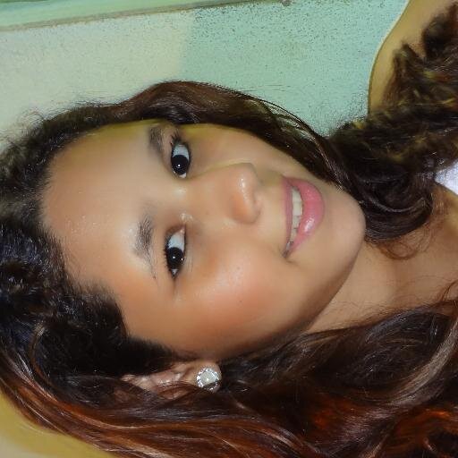 Amo minha familia♥
  Deus ♥