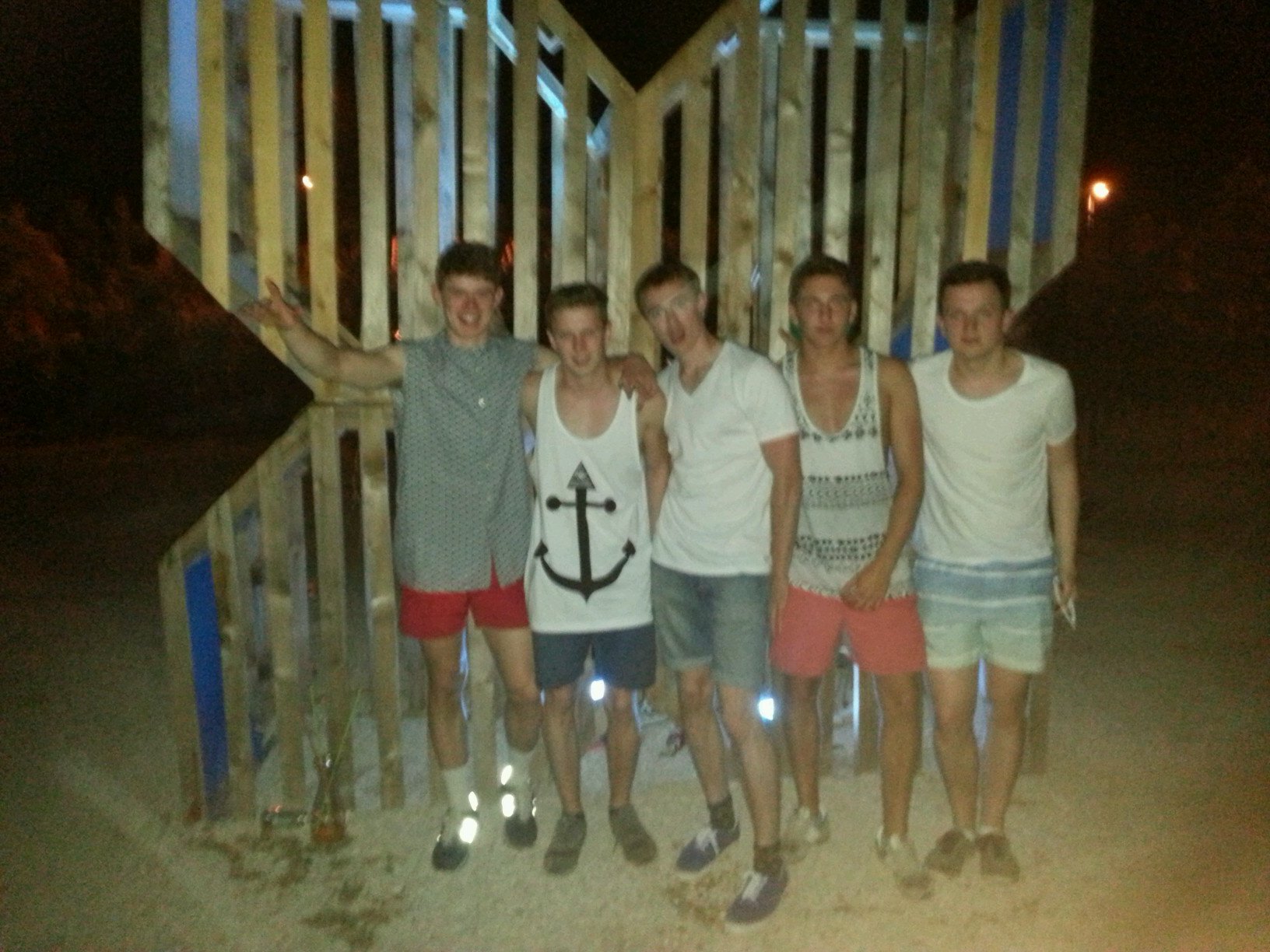 AndyWood1995's profile picture. 