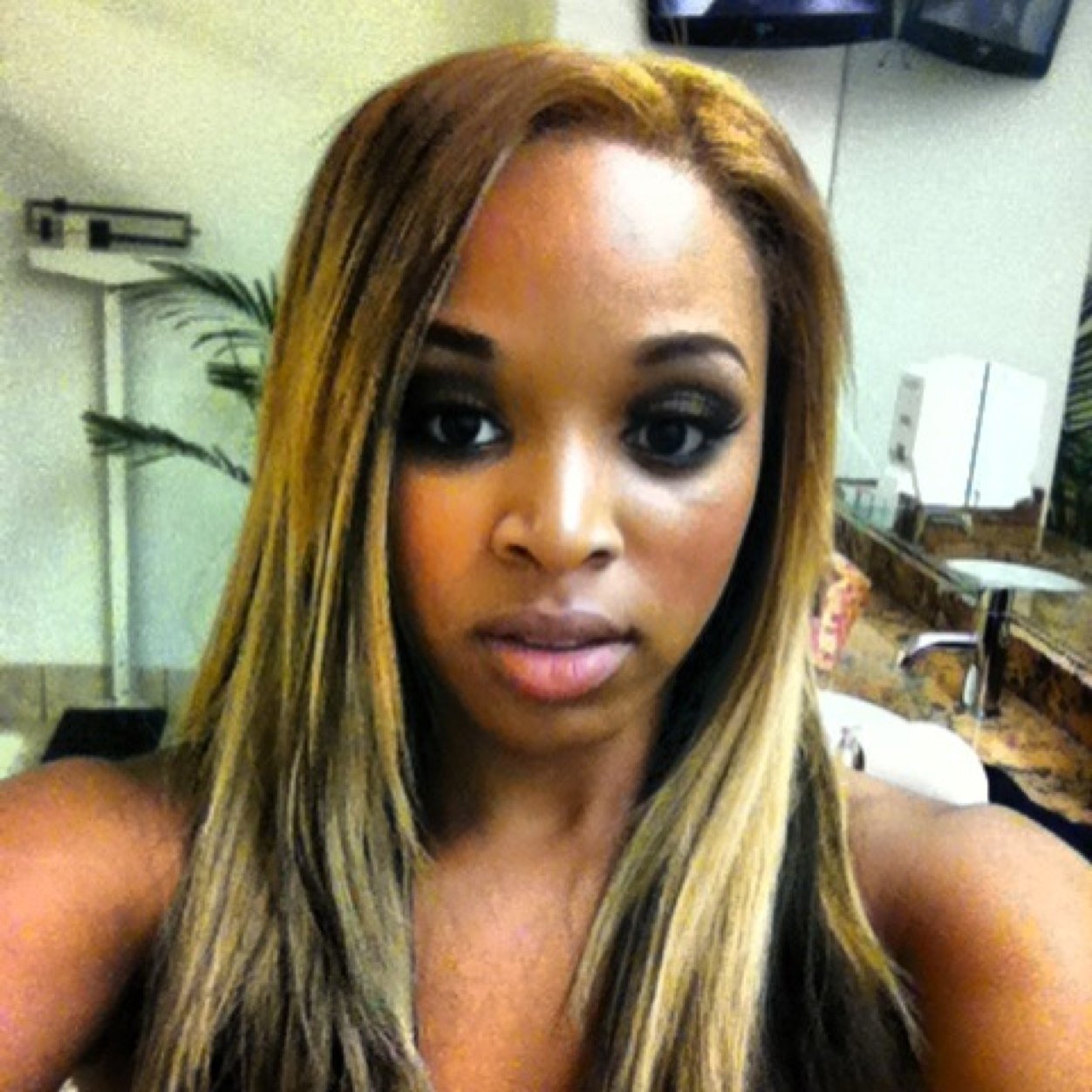 NBA Dancer for the Charlotte @TheLadyCats ; Student; AKA;