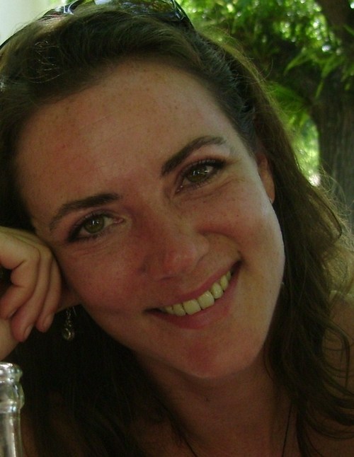(Reis-)journalist, tekstschrijver, blogger & fervent reiziger. Zie mijn website voor verhalen & tips over de bijzondere reizen die ik tot nu toe heb gemaakt!
