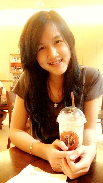 05June2011 ♥MyWyy·̮·̮ • Follow my IG : Lisaariska ;)