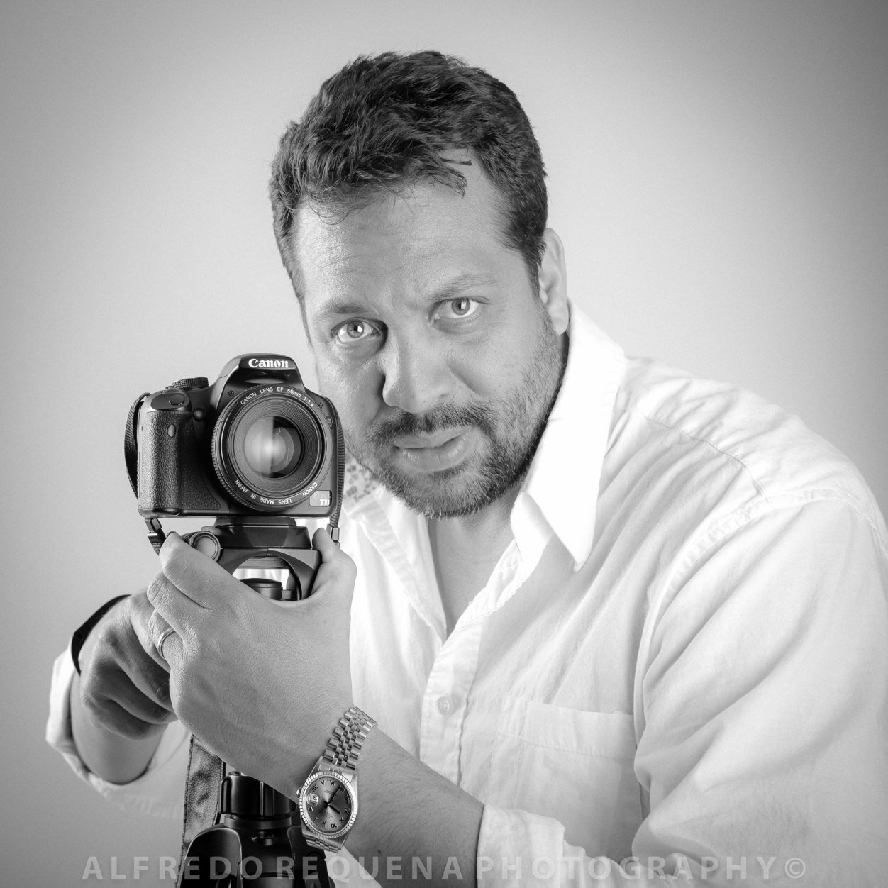 Massachusetts based freelance photographer IG @photosbyalfredo please Visit http://t.co/leUkp6jzAT