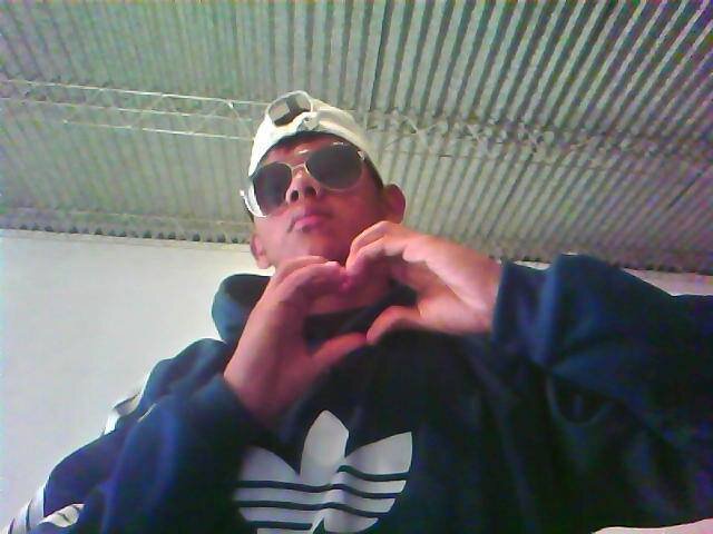 UN PIBITOOO PIOLAAA ;)