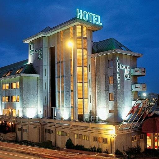 MorwynneHotelRP's profile picture. [Roleplay] Welcome to the Morwynne Hotel.A hotel full of interesting history that still lives on today.Come book a room today.