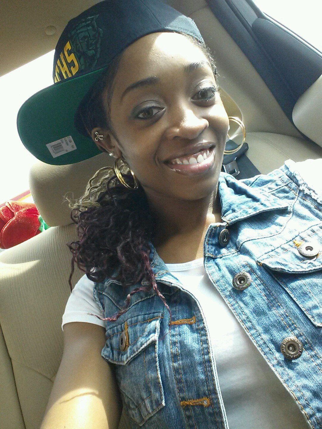 MeAma_ilia's profile picture. Phillipians 4:13 God.Family.Ball insta: meama_ilia
 A man that is willing to give me everything and more, My King @CHC3 ♥♡ College Graduate: Methodist Alumni