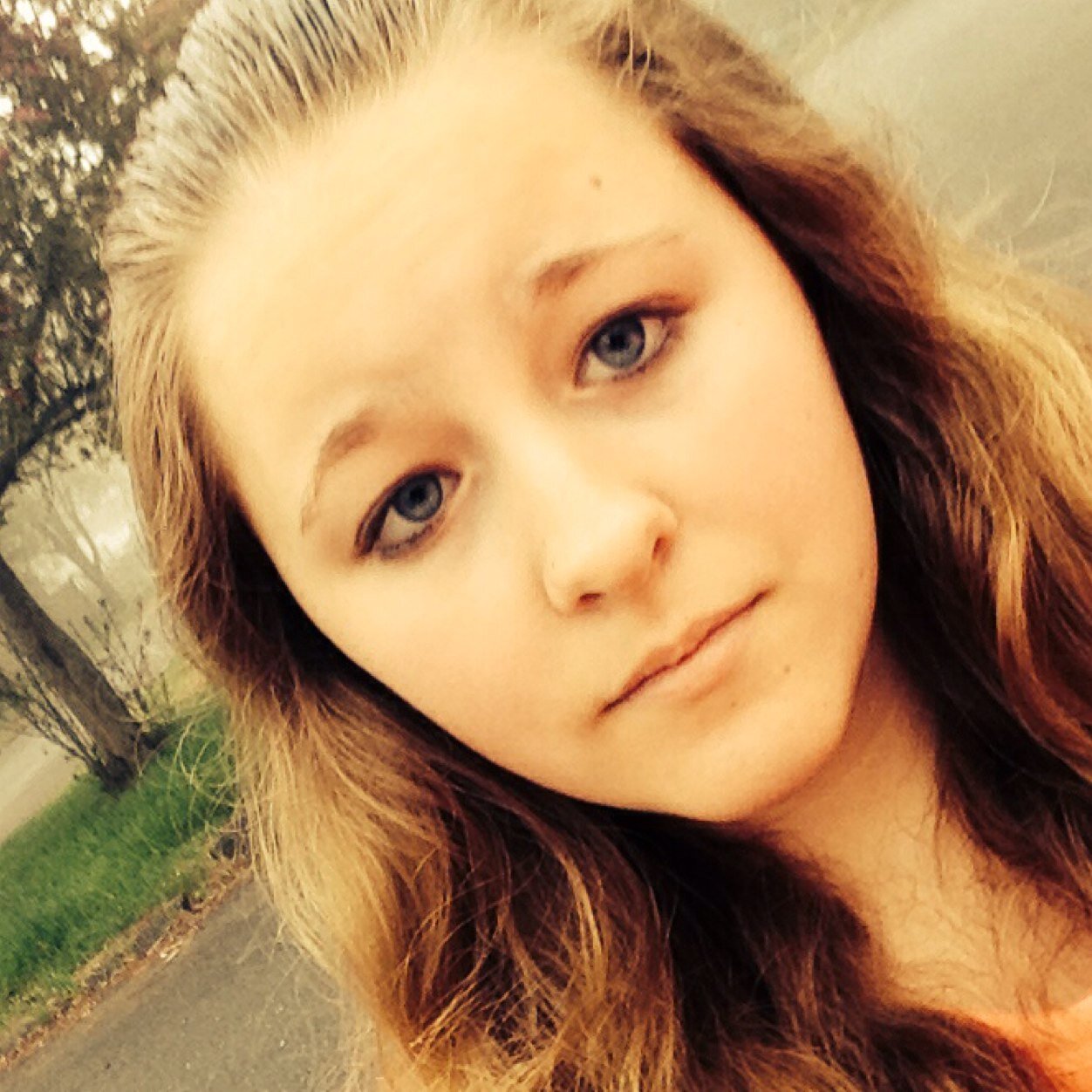 Hai I'm sammy  figure skating is my lifesynchro~munchkins taken Cameron 5.4.14
B who u r and love it
Love the broken ones