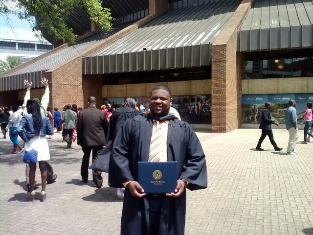 Trying to get this money.. #VSUGraduate #TeamPatriots #TeamVirgo #TeamIphone #TeamLakers #TeamFBC #TeamFollowback. 12/25/12