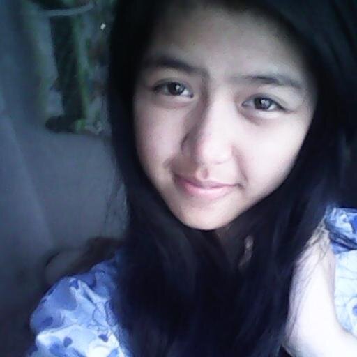 dera_yma's profile picture. 