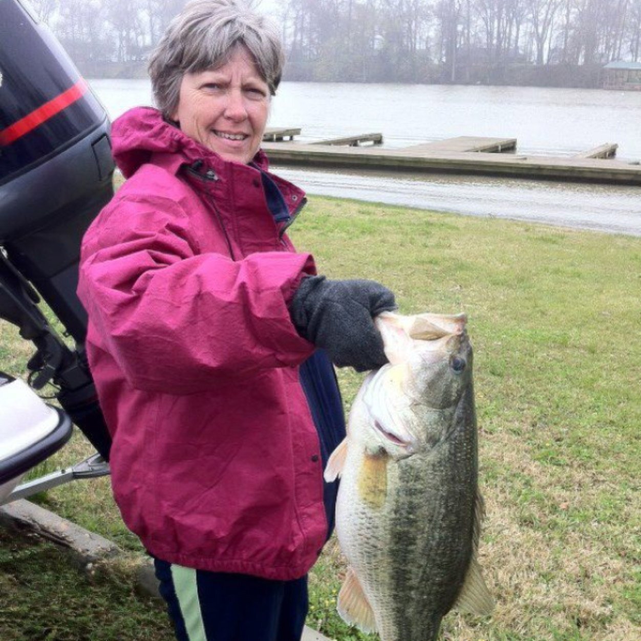 Sriley444's profile picture. 