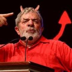 Temos que lutar por um Brasil Melhor. Para isso, temos que botar os corruptos na cadeia.
Fora corruptos! É hora de mudanças!