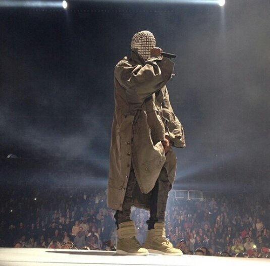 vvoIves_'s profile picture. 