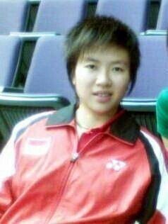 vy_Zalfa's profile picture. Salah satu kesalahan terbesar manusia adalah melepaskan yang seharusnya dipertahankan