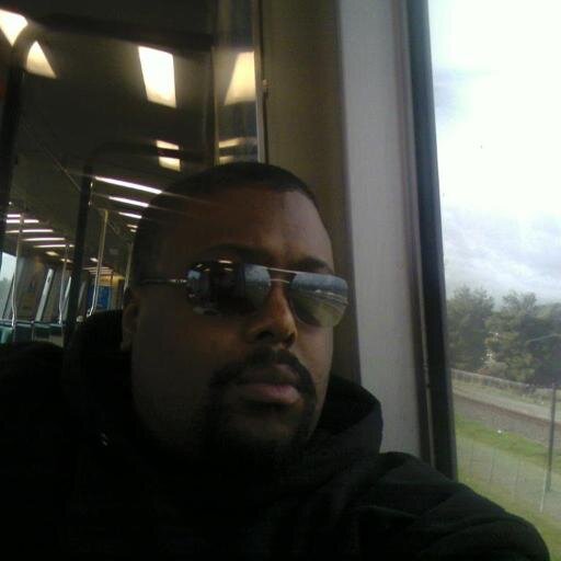 Co-Editor for http://t.co/SU2FlcKs6Z. I have articles like rappers have rhymes! Bay to GA. In the South but took my Cali ways with me.