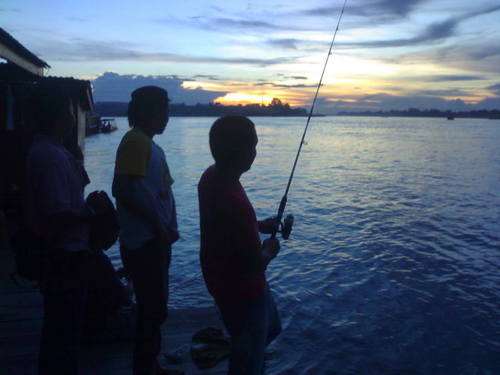 RiyoJP's profile picture.  pondok lebah