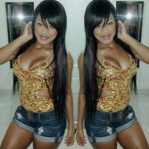 Bailarina y coreógrafa de genero urbano representando  Dancehall Queen COLOMBIA.  El baile es mi pasión AMO a mi hija SHANIA LEEAN contac: 3008932840 BB296ABFF7