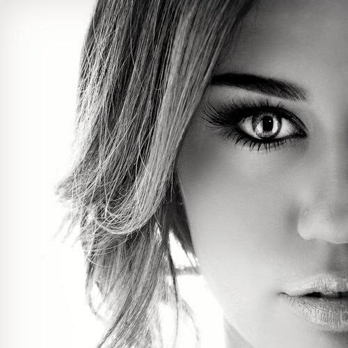 Anything I say in here about Ari would be cheesy, I know that. But I do love her