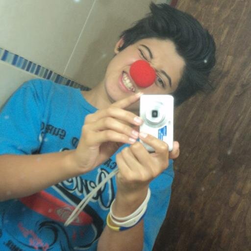 Te puedo hacer muy feliz ;) sentite S