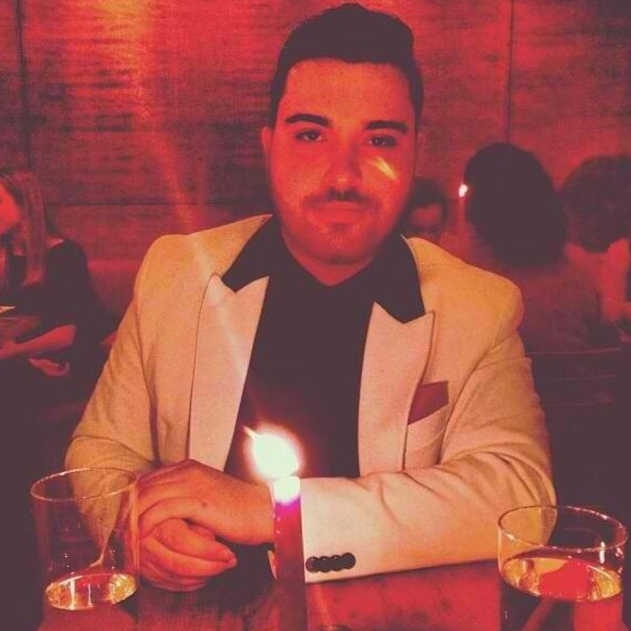 David Ferro (RedVelvetDave) Twitter