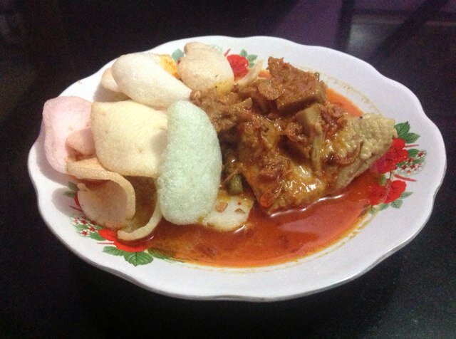 Buka jam 6.00 -10.00 setiap minggu pagi - Car free day.menerima pesanan 087831173989.jl imam bardjo(depan menwa undip) dan jl.hayam wuruk semarang