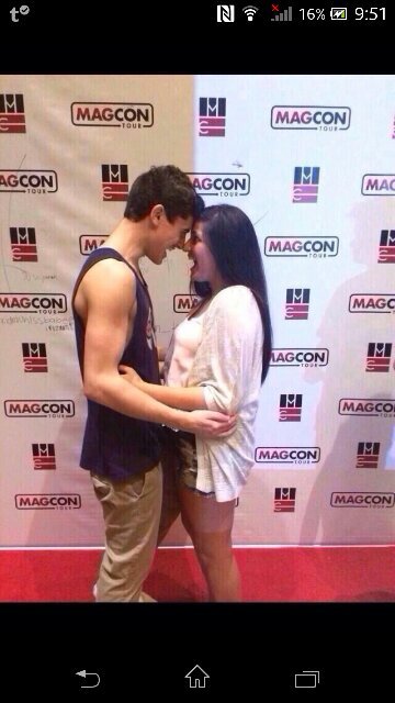 ✨ a family that stays together , slays together ✨ woah tb. theyre not together. and idk what theyve done to me tbh