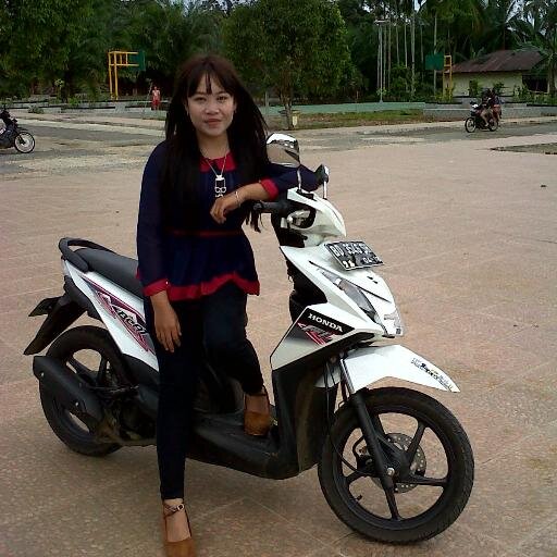 Ghia,21 mei 1994,Fakultas kesehatan masyarakat Universitas Ratu Samban Argamakmur