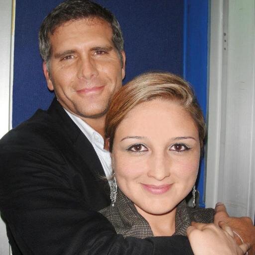 Empresaria Networker, Social Media Manager, Marketing Digital, Asesora de Ventas. Productora Audiovisual Caracol T.V., Actriz. Pasión por aprender y compartir!!