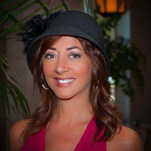 ArtDecoTours's profile picture. #1 Walking & Cocktail tour in South Beach ! Find us on FB and Instagram with this username.