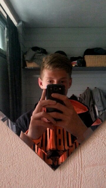 15/CASTRICUM / 0251 / vitesse'22 / AZ! /kennemercollege 4VTg / insta: huubdevries / snap: huub_devries