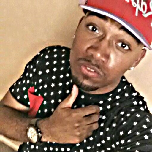 IM on a mission to succeed in life and i will overcome any and every obstacle that stands in my way!! #RIPMOM #HOPCHILD #TEAMHEAT #KU #SNEAKERHEAD #DuckNation