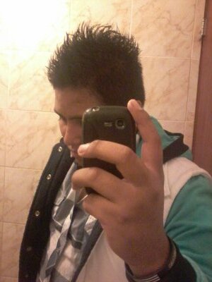 cesarvch2393's profile picture. me gusta mi vida asi como es