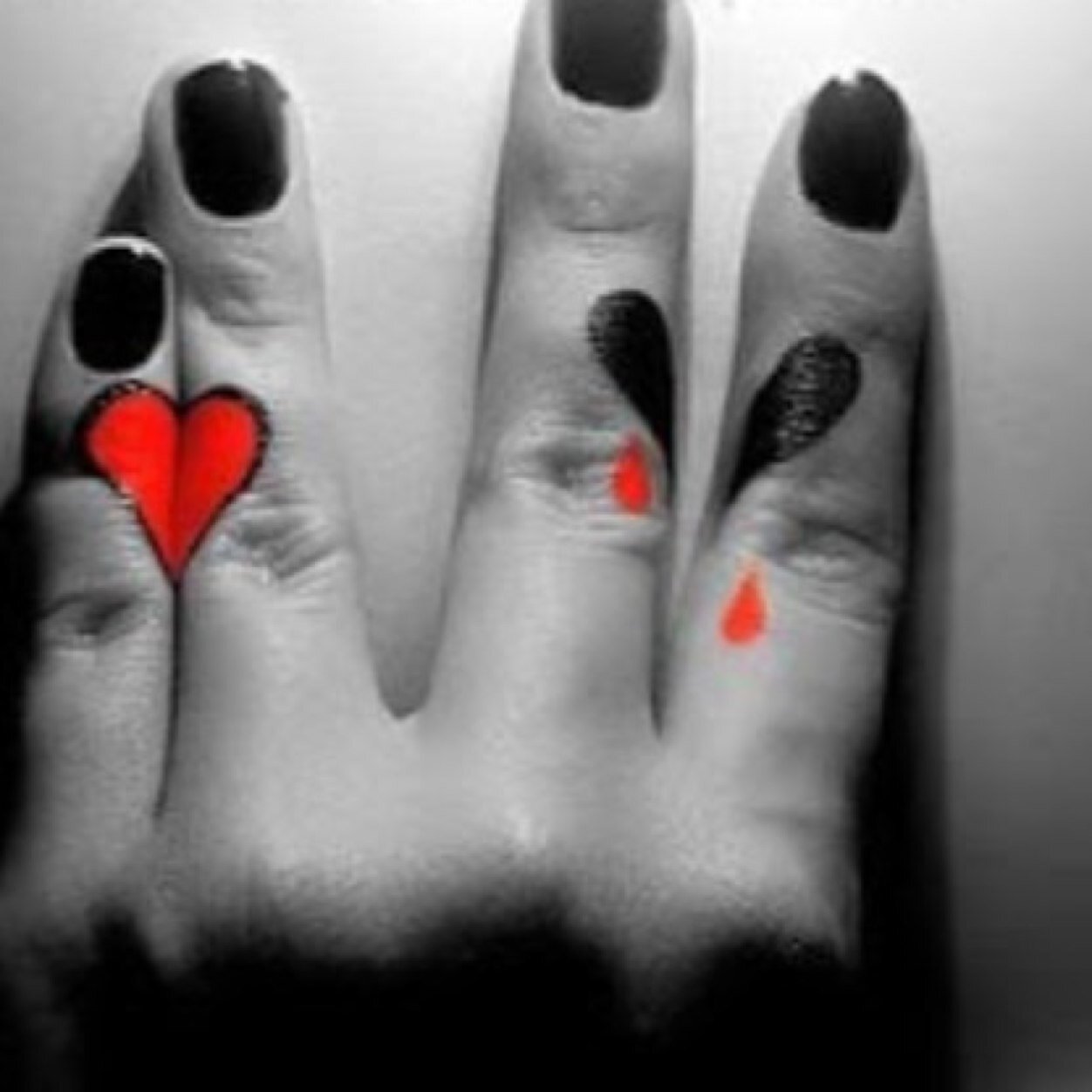 I'm just a girl, staring on my phone, waiting for you to follow.

Follow back!
