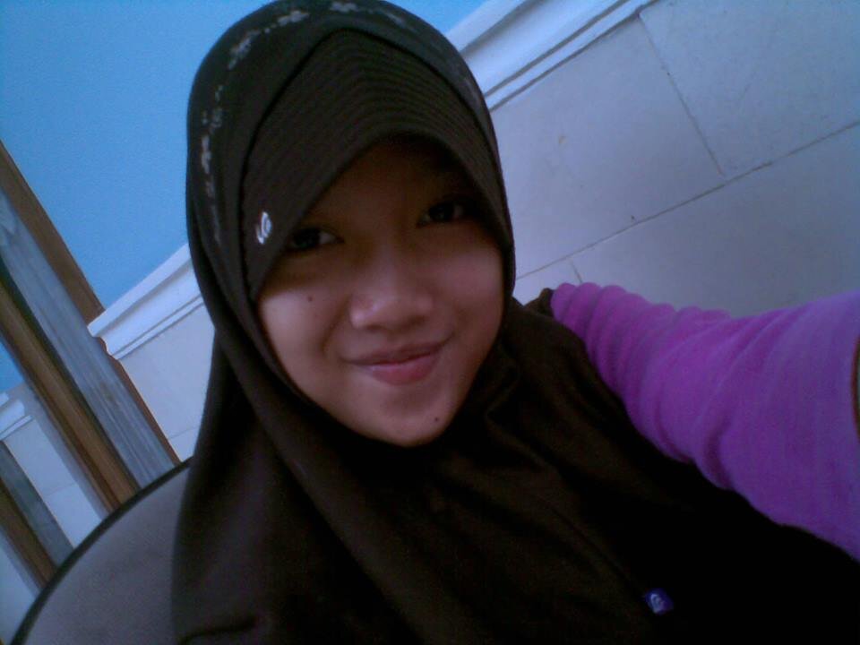 13saidamarwah's profile picture. # i♥ ALLAH i♥ keluarga i♥ MUHAMMAD i♥friend 
and i♥you ,yes you?!☺#13-15:*