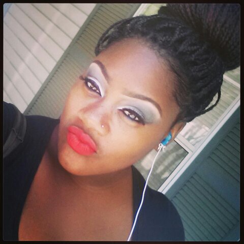 Ovi-Danger wat they call me 50% Nigerian100% REAL! Fxck a nigga feelins and a bxtch's too IM ALL I GOT #TeamMe #TeamGiggidyGeeked