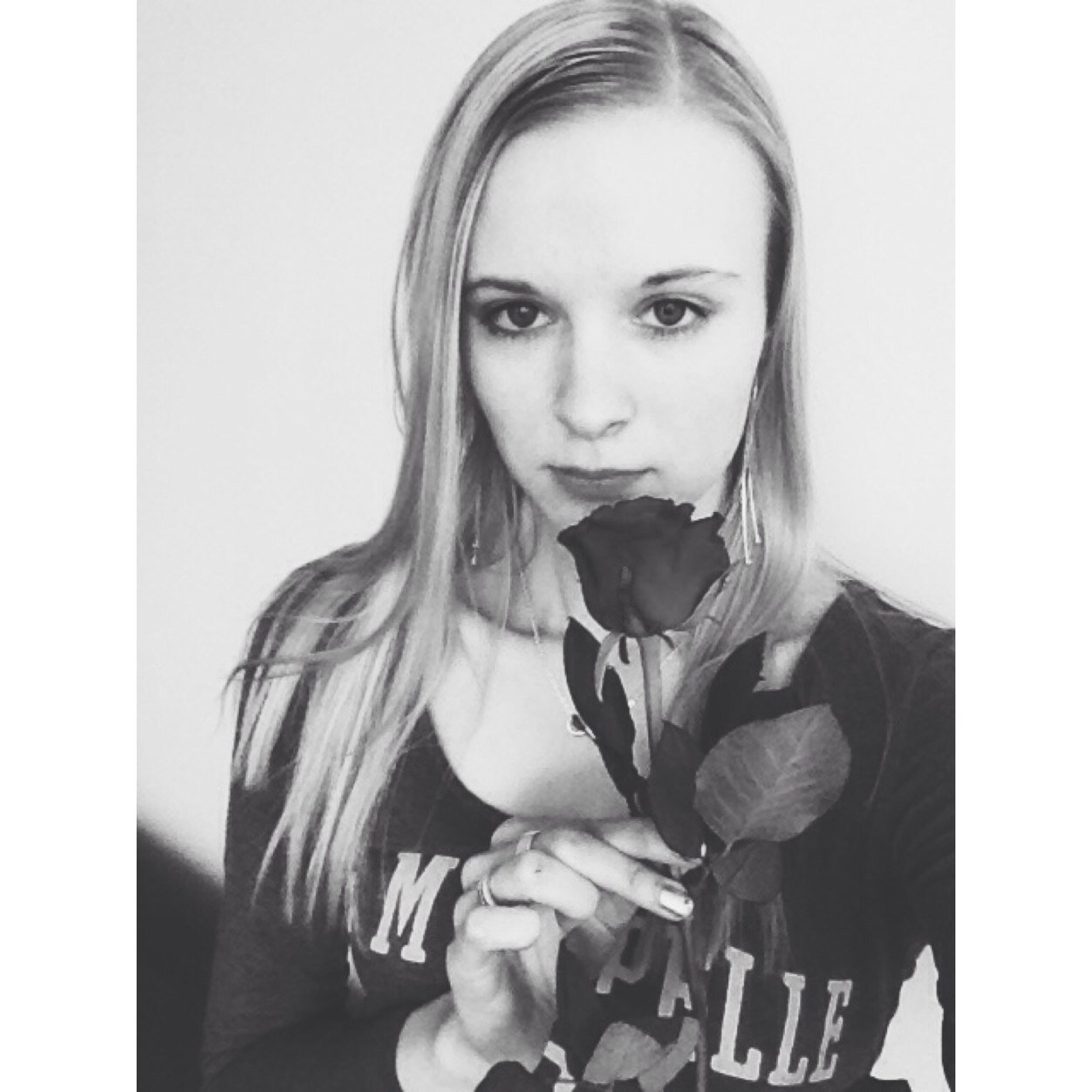 • my daily fight with myself • 20 years old, dutch, anorexic girl • Height: 166 cm • Weight: 89 lbs • IG: elientjexrecovery