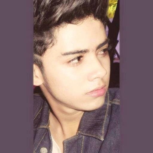 s_alicious's profile picture. Keep support♥ @alysyarief @aliando26
Loveyou MuhammadAliandoSyarief♥♥
http://t.co/T76n20ZOJ5