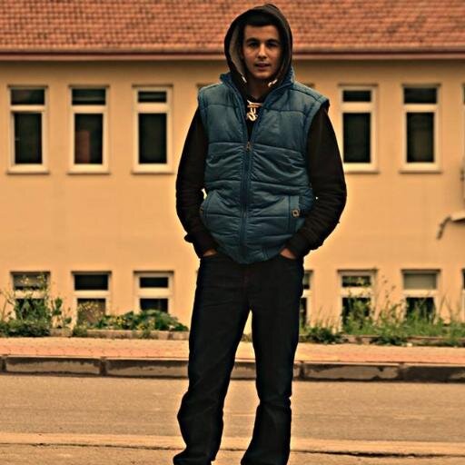 Bursaspor Fanatiği , Esmer , sevgilim yok