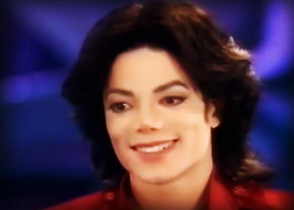 My name is Andra..MOONWALKER FOREVER I'm a big fan of MJ. I love Michael Jackson. He is the best...He is my hero..forever in my heart..I love you!♡♡♡