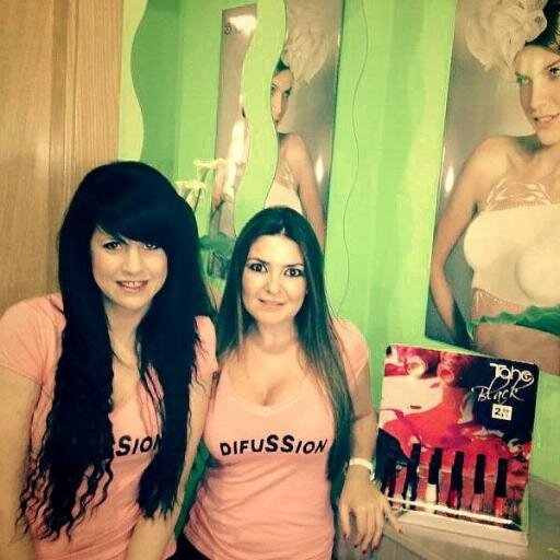 difuSSionP's profile picture. tu peluqueria y estética unisex en el centro de GRANADA, los mejores precios!! 
Plaza Campillo 8 (junto a Restaurante Chikito)