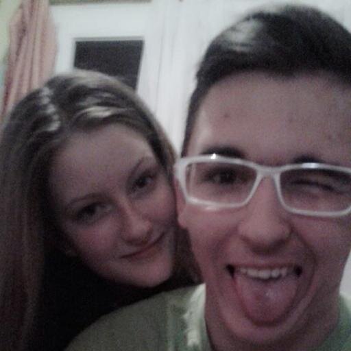 RolandTrs's profile picture. o.O-- me usually *.*-- me when i am watching pewdiepie