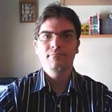 Otro que se quiere enterar de lo que pasa en el mundo.