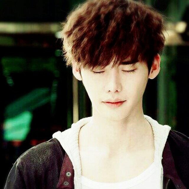 김우빈／이종석／안재현／이수혁