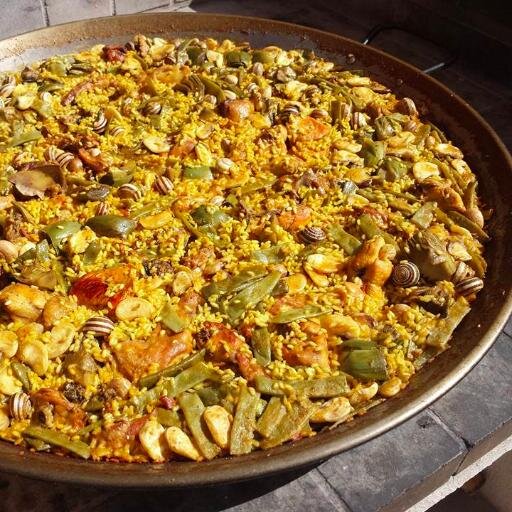 Discoverlhorta's profile picture. A Cultural and Gastronomic Tourism product, aiming to increase knowledge of the fertile region of Valencia and to teach our Paella-cooking technique.