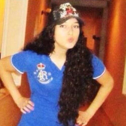 lauracanut1's profile picture. 