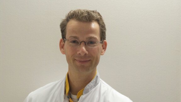 oenevm's profile picture. Passions: #ECMO, #FOAMed, #airwaymanagement, #POCUS, #resuscitation, nightshifts, leadership and taking care of critically ill. Academic Emergency Physician.