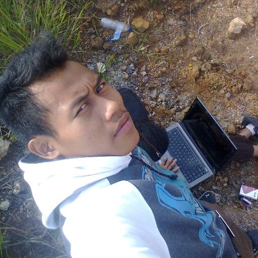 Thendycp's profile picture. MERAH | KUNING | HIJAU |